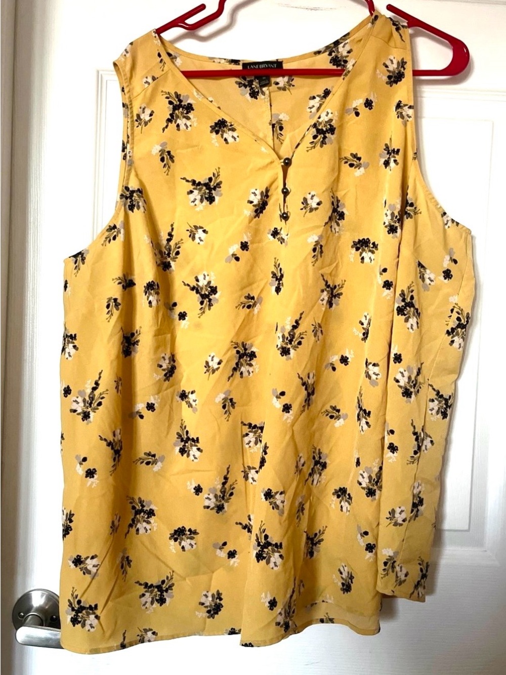 Lane Bryant Yellow Floral Sleeveless V-Neck Tank